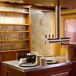 Hotel-gasthof Blaue Traube E.k. Hotel Berching