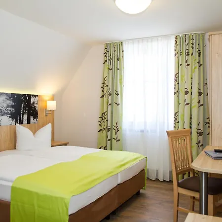 Hotel-gasthof Blaue Traube E.k. 酒店 贝兴